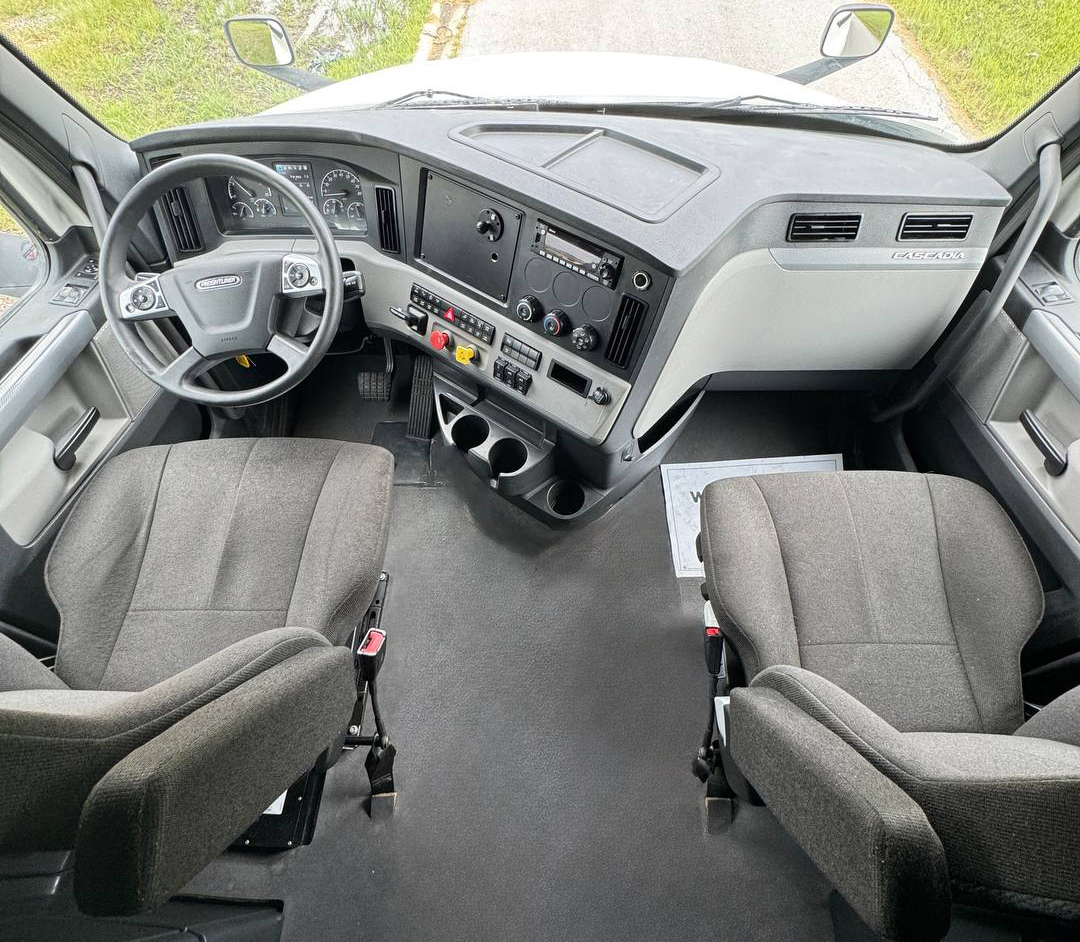 Seat cleaning
